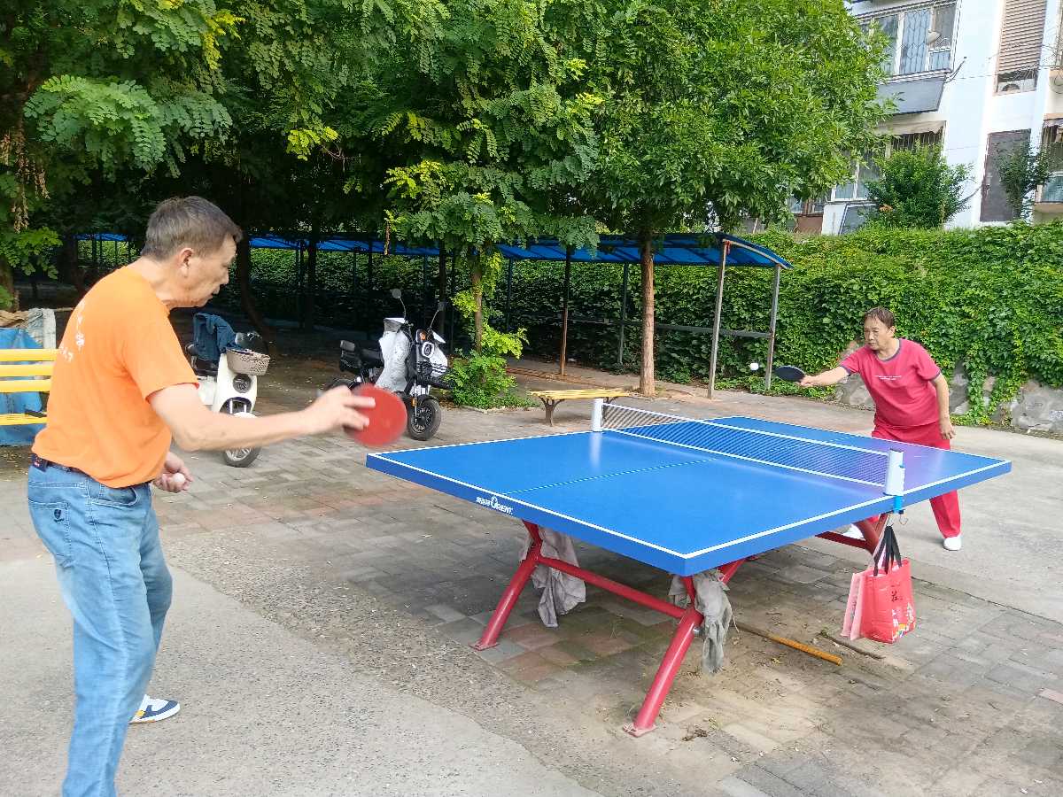 老伴是我的球友(图4)