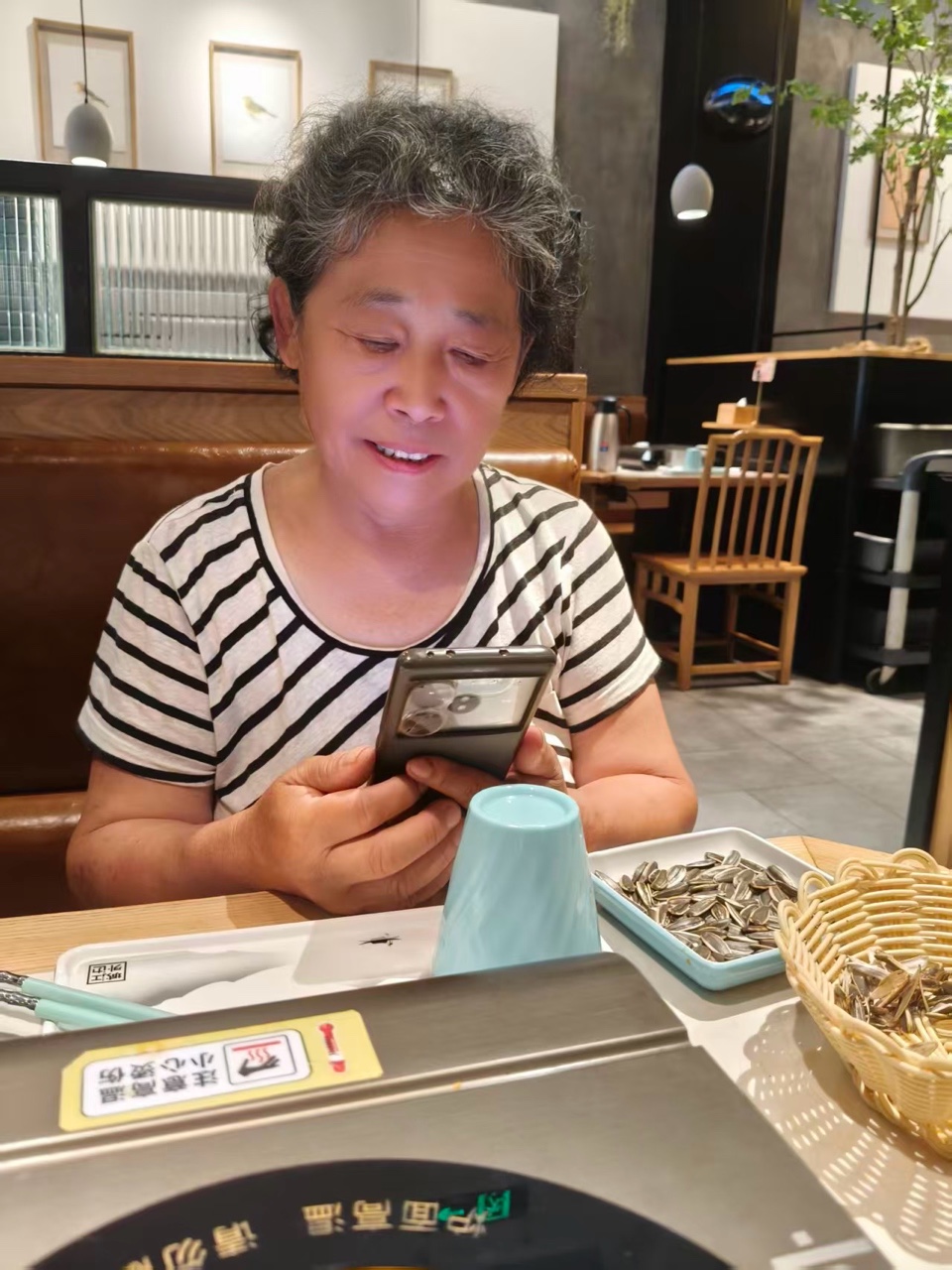 玉兰：《平凡最幸福》海外头条（图6）