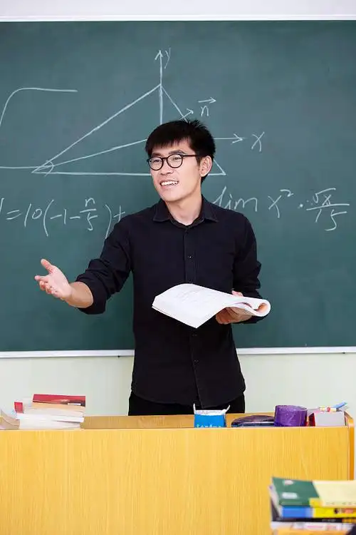 【燕赵文学】师恩于心，一生不忘——致我生命里两位引路恩师（吉林/庄晓丽）（图2）