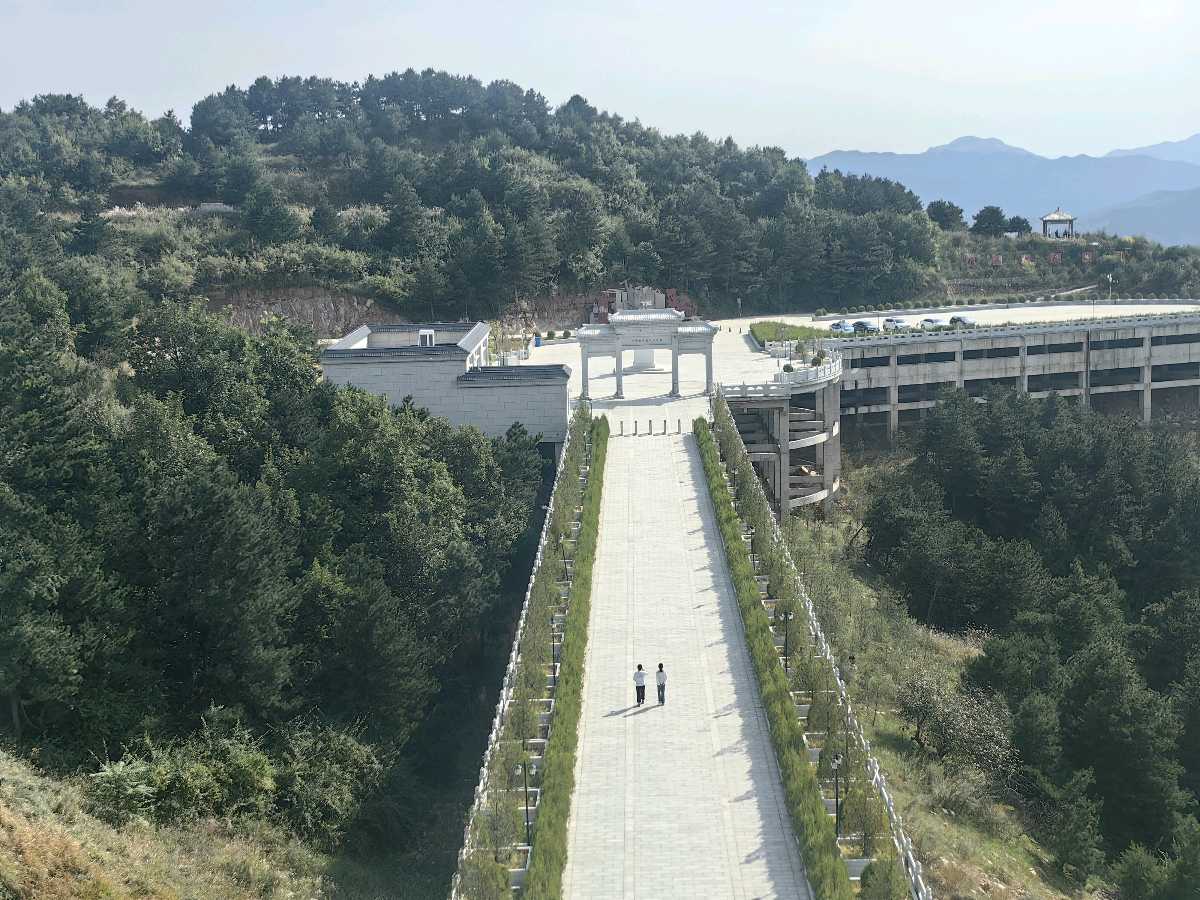 【诗词文旅】七律·参观左权县感记 作者：董俊青（青海西宁）（图4）