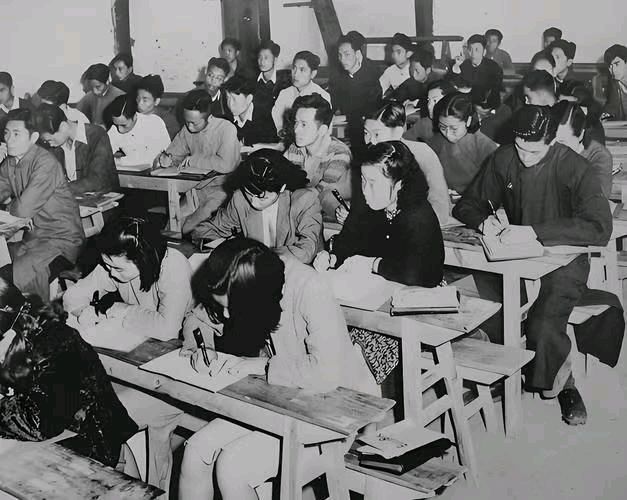 请欣赏《咏叹西南联大八年之光》作者过客/主播沧渊/编辑渺邈【中国长江文学社】有声文学平台【第20404期】（图5）