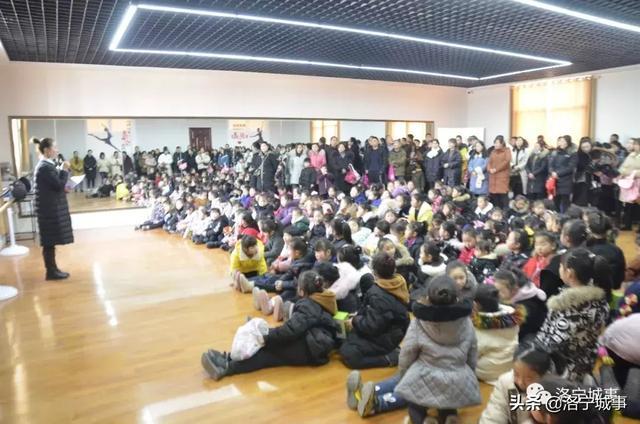 洛宁县姗姗舞蹈学校乔迁新址(图31)