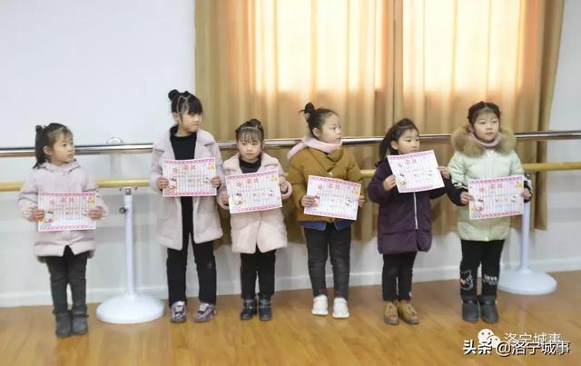 洛宁县姗姗舞蹈学校乔迁新址(图34)