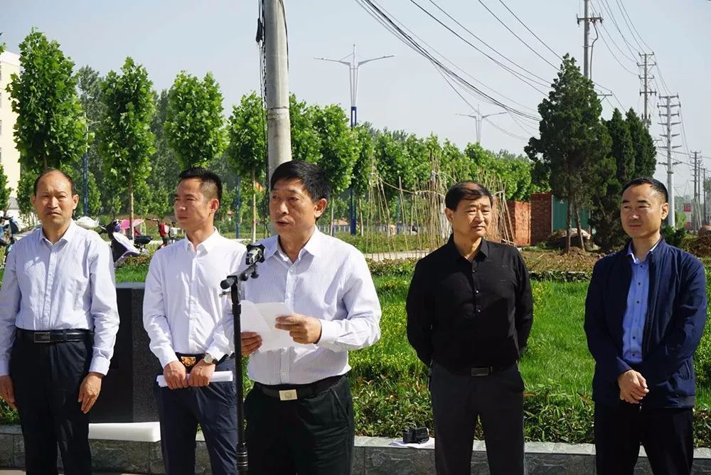 智汇集团“中原智汇职业技术学校”挂牌成立(图2)