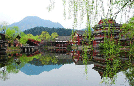 与春有关 文/黑岩 诵/袁嘉敏(图2)