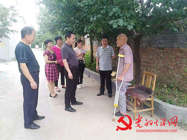 舞钢市:院岭街道庆“七一”看望慰问老党员和困难党员 组织关怀暖人心 舞钢市:院岭街道庆“七一”看望慰问老党员和困难党员 组织关怀暖人心