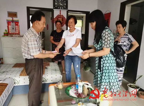 朱兰街道举办系列活动 为建党98周年献礼 寰俊鍥剧墖_朱兰街道举办系列活动 为建党98周年献礼