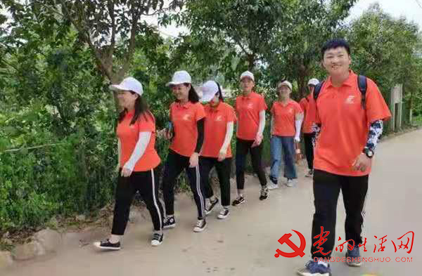 河南高校学子助学支教 ——孩子莫怕,让音乐成为点亮你的心灯