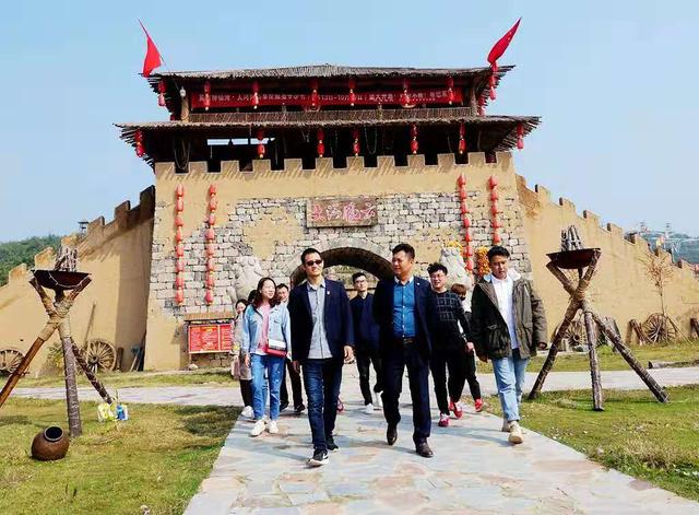 诗和远方:《万景旅业》走访景区-实地学习交流活动圆满进行(图2)