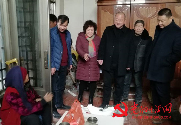 汝州市洗耳河街道许寨村党支部:连续三年为贫困群众捐款献爱心 汝州市洗耳河街道许寨村党支部:连续三年为贫困群众捐款献爱心