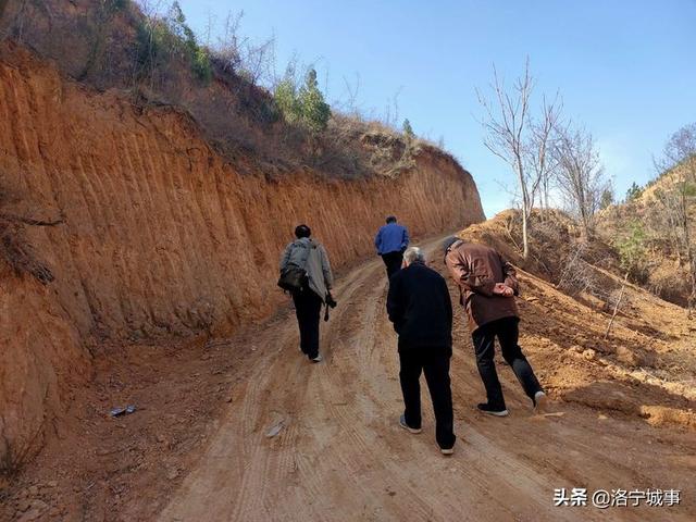 洛宁雷冰:探访狮山寨