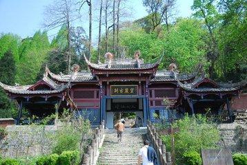 都江堰灵岩寺的来历