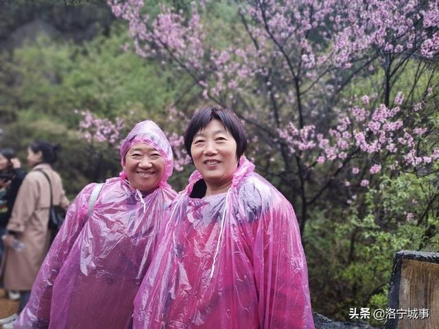 河南洛阳刘艳红——雨游天河大峽谷