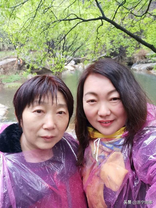 河南洛阳刘艳红——雨游天河大峽谷