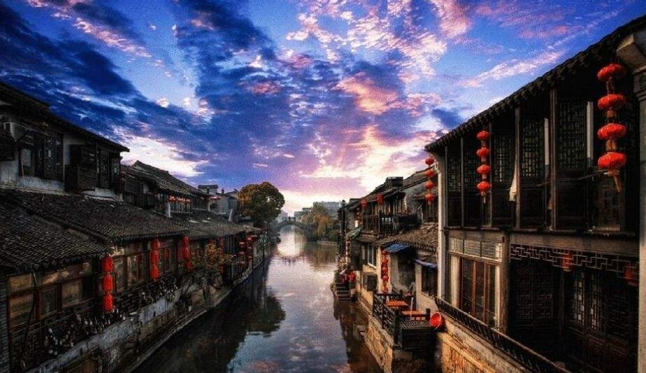 许久香: 南 方 奇 遇