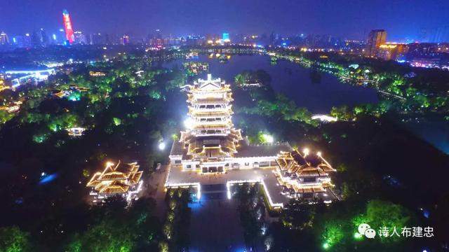 布建忠（小布丁）：泉城夜宴 明湖秀（图4）