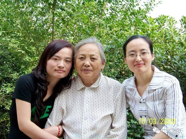 湖北武穴王晓红:爸妈一走,家乡已成故乡,女儿已成没爹没妈的孩