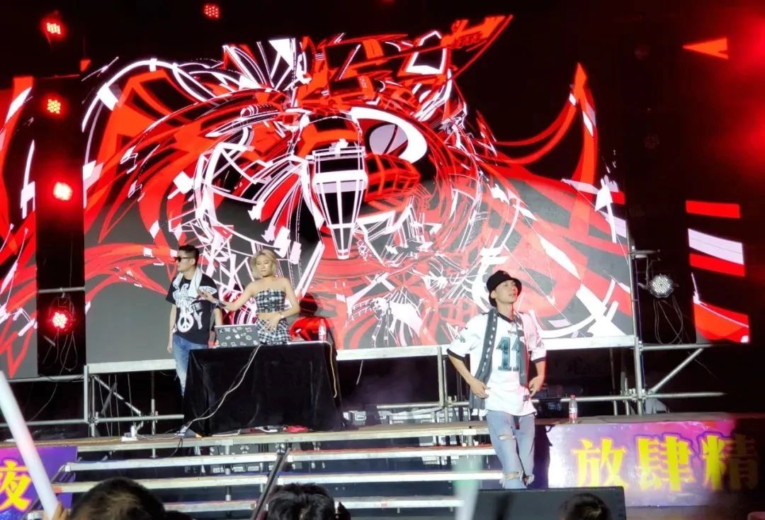 洛阳嵩县白云水上乐园首届电音啤酒火把节......（图10）