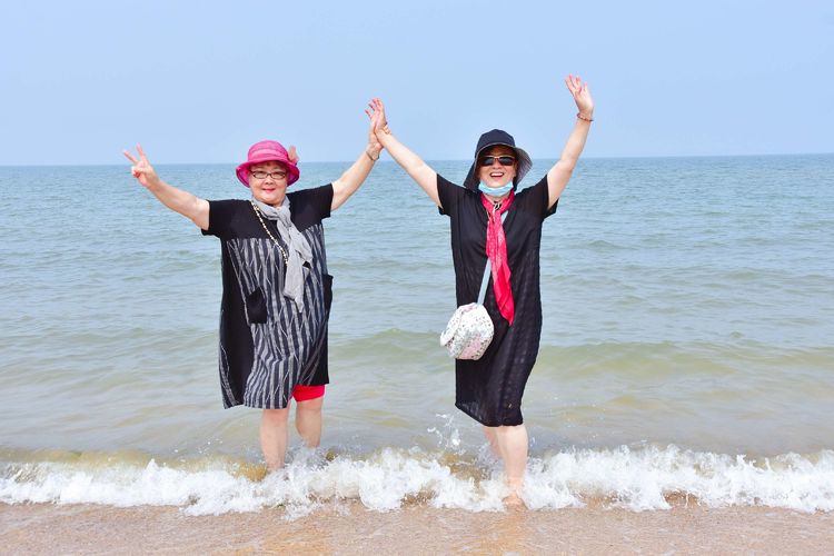 苏林:踏浪 大海边的欢笑(图11)