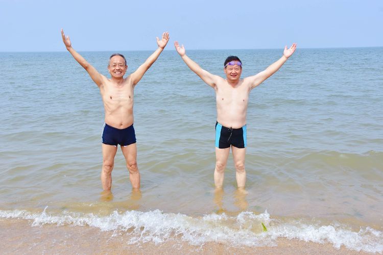 苏林:踏浪 大海边的欢笑(图19)