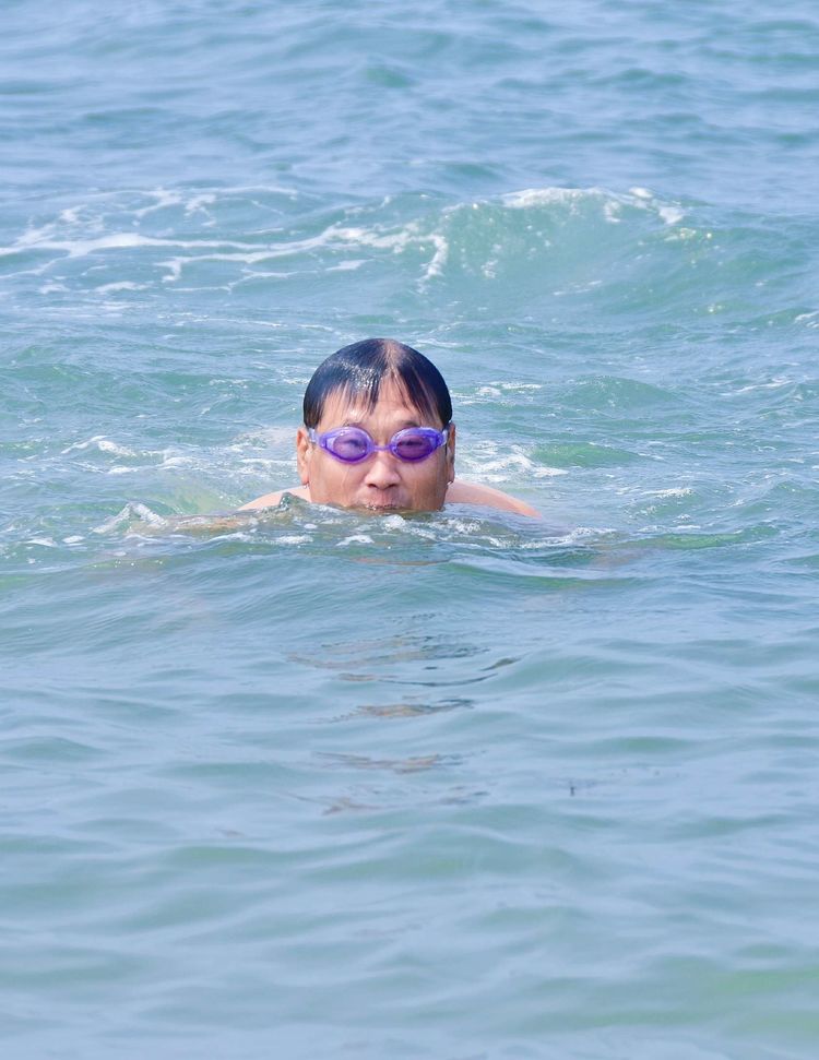 苏林:踏浪 大海边的欢笑(图20)