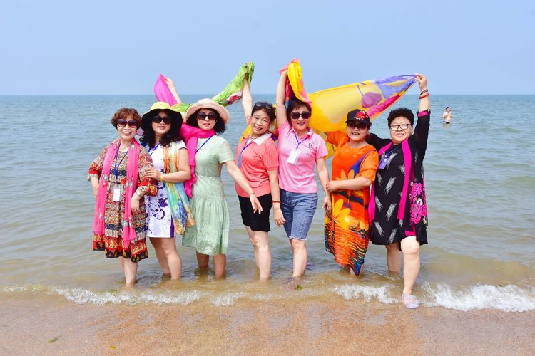 苏林:踏浪 大海边的欢笑(图24)