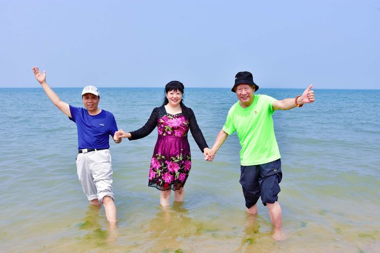 苏林:踏浪 大海边的欢笑(图43)