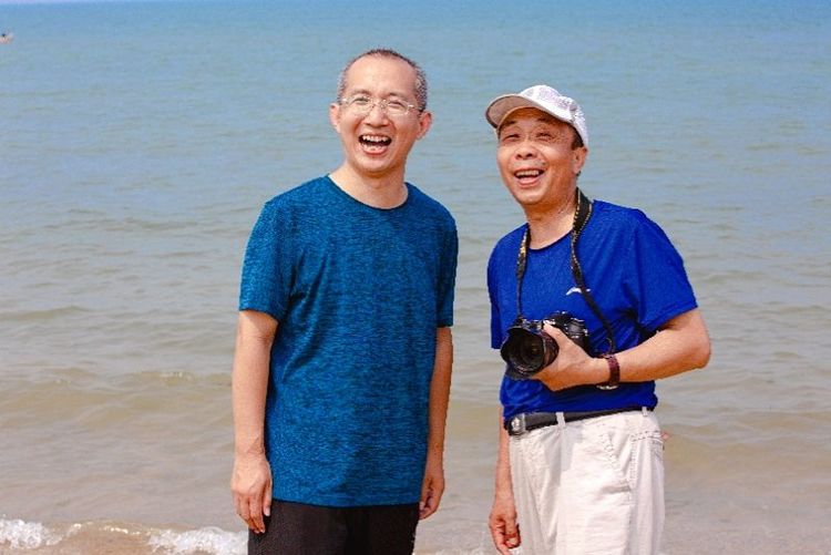 苏林:踏浪 大海边的欢笑(图54)