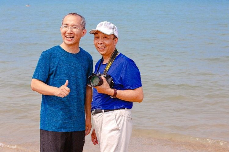 苏林:踏浪 大海边的欢笑(图55)