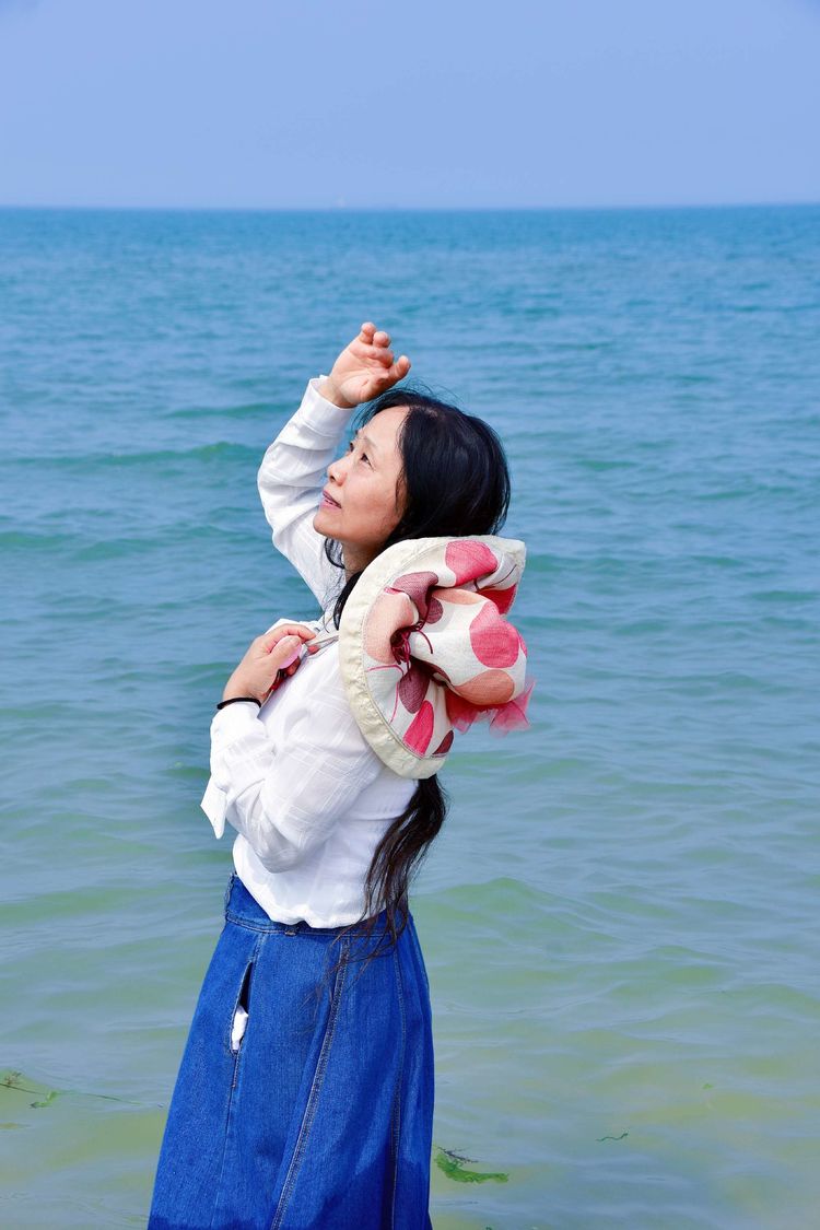 苏林:踏浪 大海边的欢笑(图57)