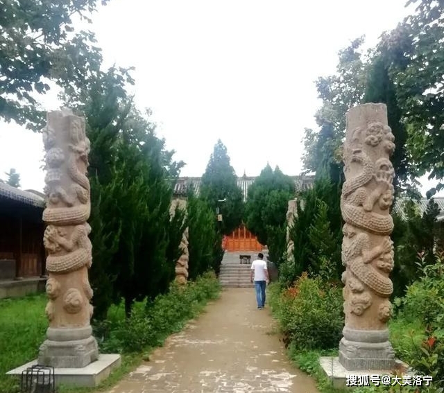 洛宁金玉国——三瞻古塔(图2)