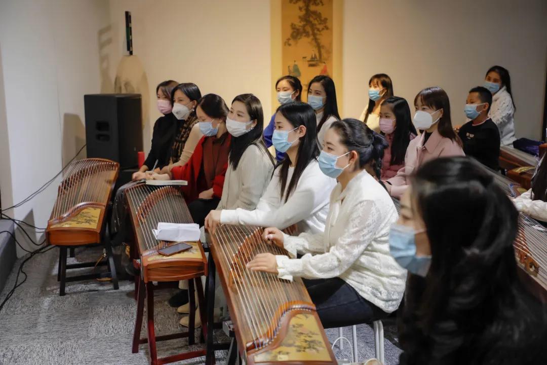 与岑佳蔚同台 为“筝”梦想发声 | 青春飞扬跨年晚会活动圆满收官(图5)