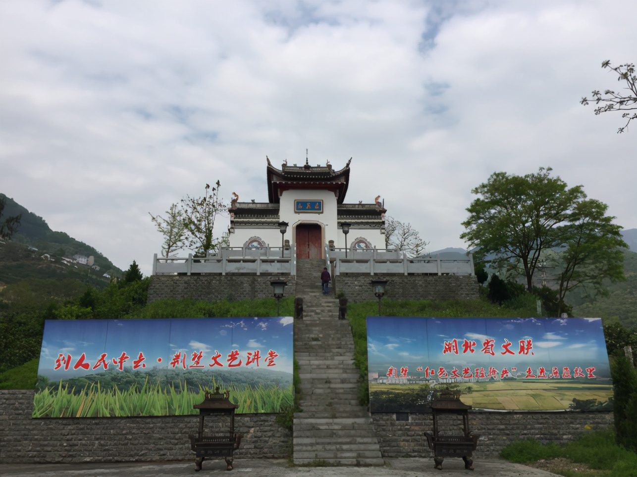 宜昌自驾游:路遇“中国最美水上公路”(苏洪,天津)(图3)