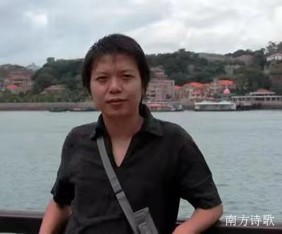高山流水:胡续冬《安娜·保拉大妈也写诗》、杨小滨评(图2)