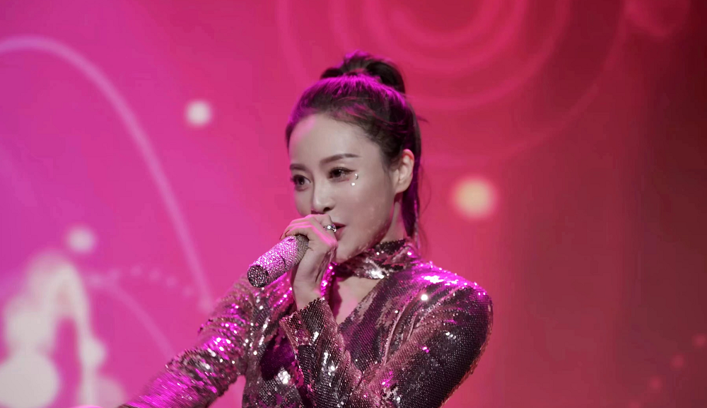 青春美少女25周年演唱会圆满落幕蒋中一凡清特别助阵现场歌迷欢呼(图3)