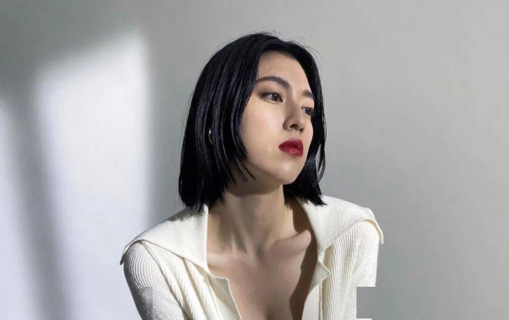 周杰伦 '钦点尤物' 三吉彩花「真空上阵」!曾被质疑 '下海' ?颇有 '东方美女韵味' !(图27)