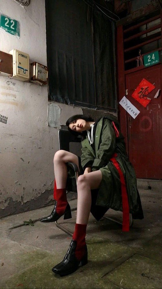 周杰伦 '钦点尤物' 三吉彩花「真空上阵」!曾被质疑 '下海' ?颇有 '东方美女韵味' !(图6)