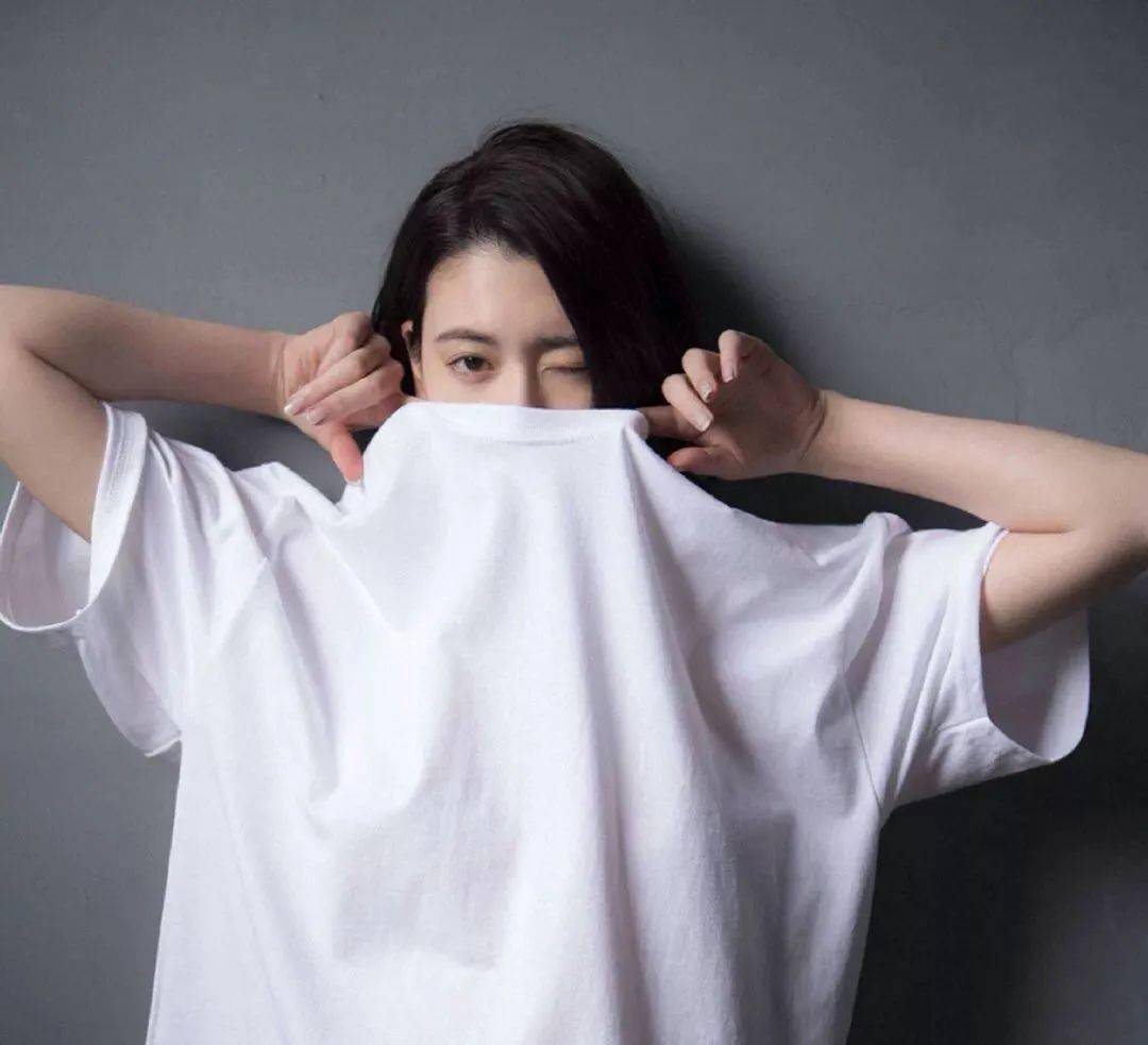 周杰伦 '钦点尤物' 三吉彩花「真空上阵」!曾被质疑 '下海' ?颇有 '东方美女韵味' !(图31)
