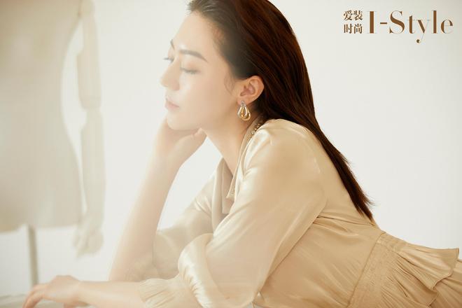 《逆流而上的你》高蜜闪婚不能学，但黄梦莹的穿搭可不能错过（图5）