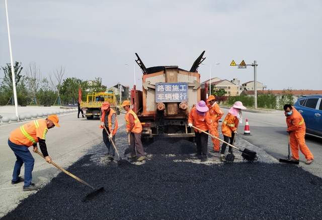 湖北武穴市公路事业发展中心系列报道:心在路上,路在心上,撸起袖子加油干!(图5)