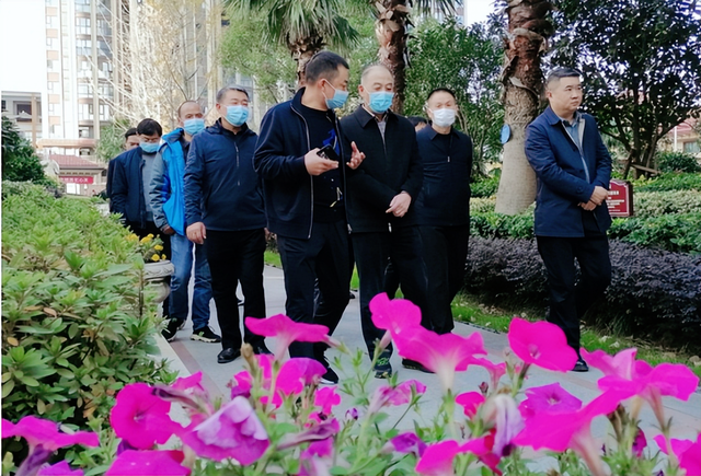 湖北武穴城乡环卫局:联合“晨检” 助推环境卫生质量整体提升!(图3)
