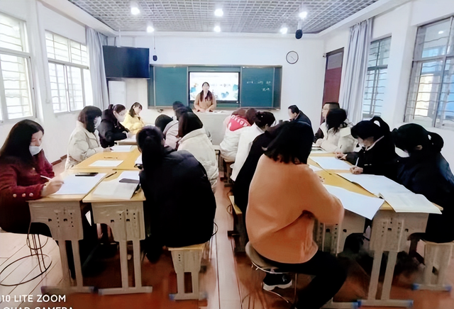 湖北武穴实验小学:“三朵金花”精彩亮相 团体展示“干货满满”!(图5)