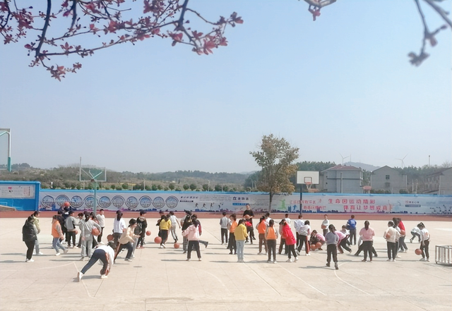 湖北武穴四望镇小学:“清”育师德 “廉”润校园!(图9)