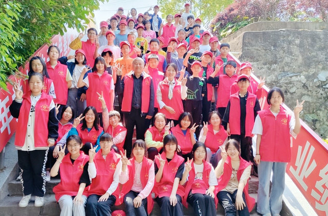 湖北武穴:今天是五四青年节,松山咀中学这样过!