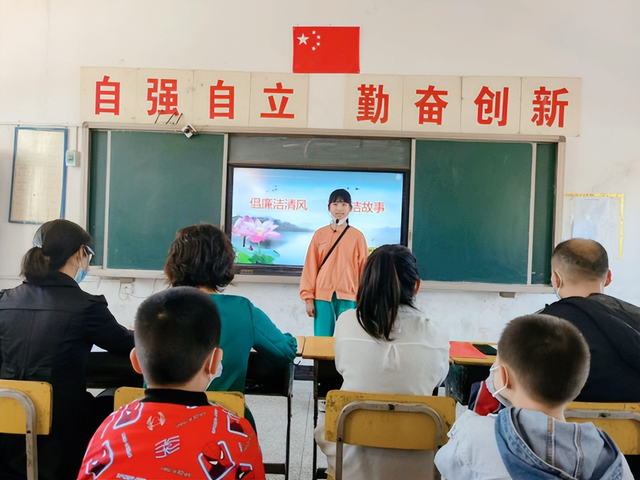 湖北武穴街道李顶武小学:倡廉洁清风 讲廉洁故事!(图3)