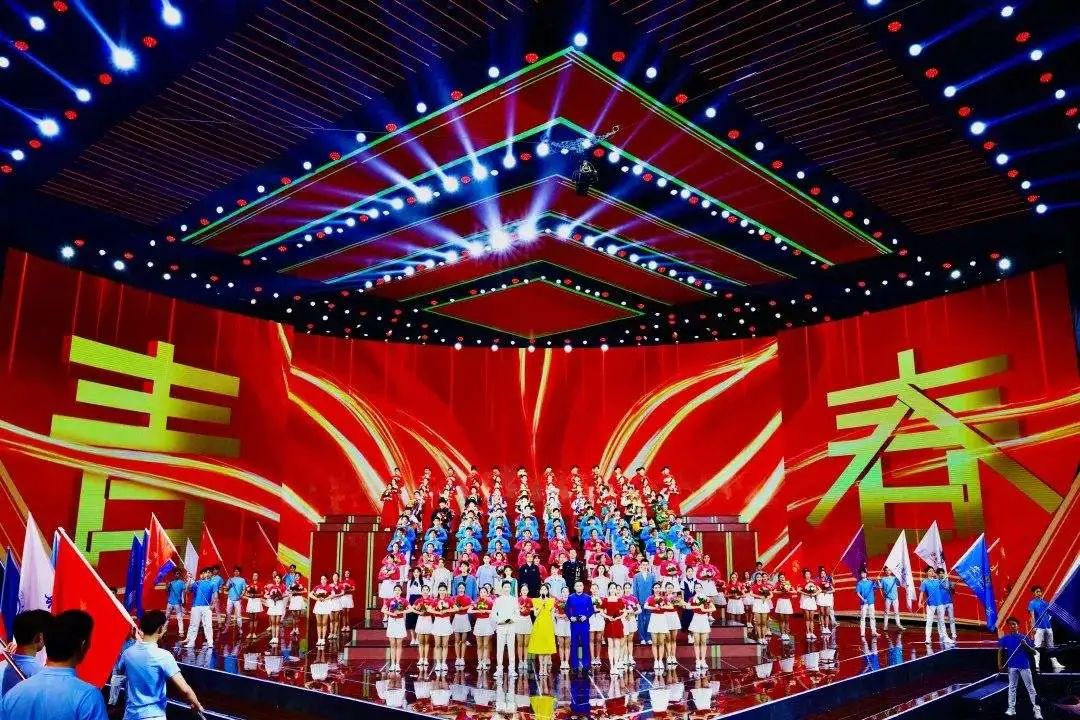 精品诵读|五月抒怀|作者:悠然(无锡)|朗诵:青青小草(无锡)(图3)