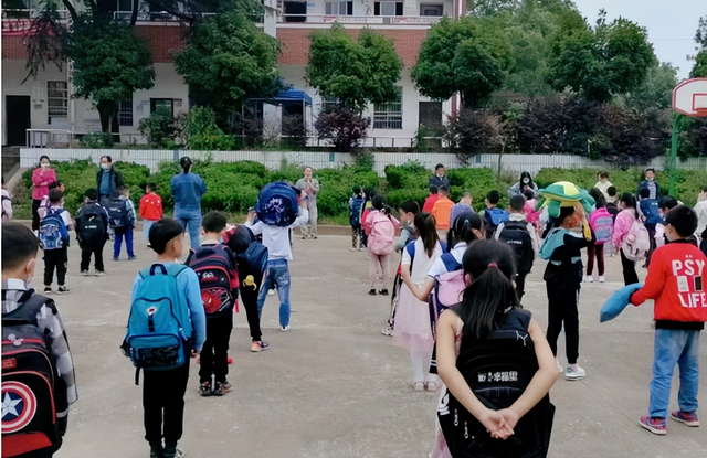 湖北武穴田家镇街道钱炉小学:防震应急演练筑牢安全屏障!