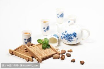 【诗生活】午休小吟 ‖ 作者:冯喆（山东）