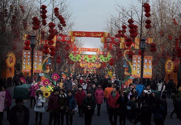 胜似庙会又重来 文/诗韵（图2）