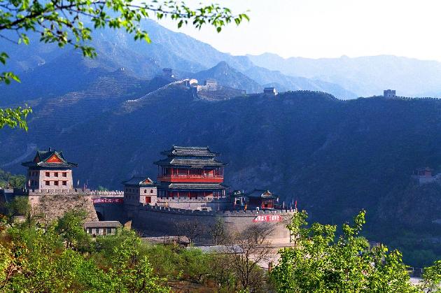 登居庸关长城 作者:王永江（图2）